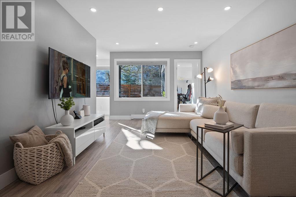 Listing Picture 6 of 40 : 3446 NAIRN AVENUE, Vancouver / 溫哥華 - 魯藝地產 Yvonne Lu Group - MLS Medallion Club Member