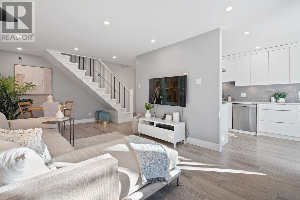 Listing Picture 4 of 40 : 3446 NAIRN AVENUE, Vancouver / 溫哥華 - 魯藝地產 Yvonne Lu Group - MLS Medallion Club Member