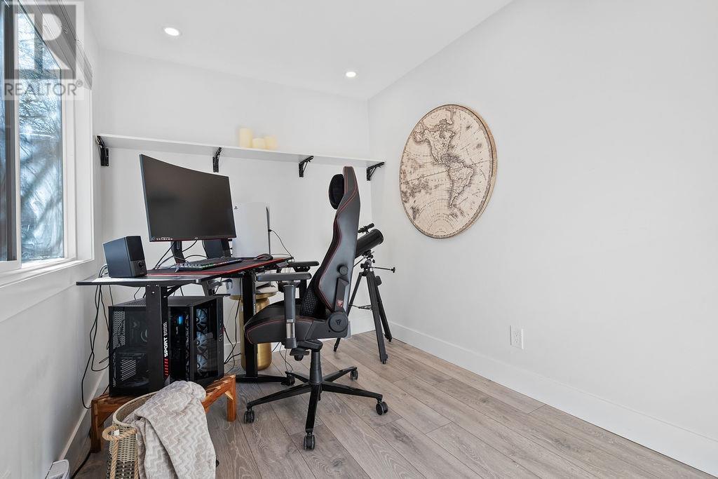 Listing Picture 28 of 40 : 3446 NAIRN AVENUE, Vancouver / 溫哥華 - 魯藝地產 Yvonne Lu Group - MLS Medallion Club Member