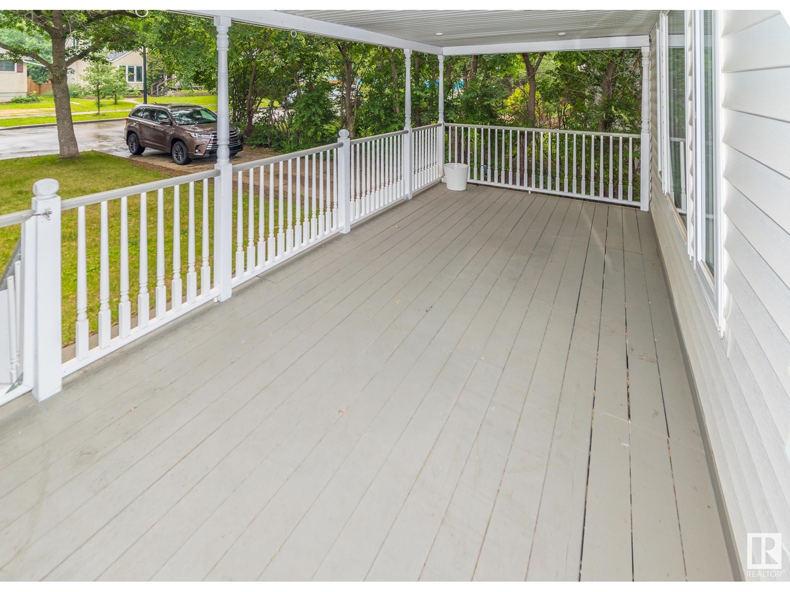 Property at 10819 138 ST NW image 4