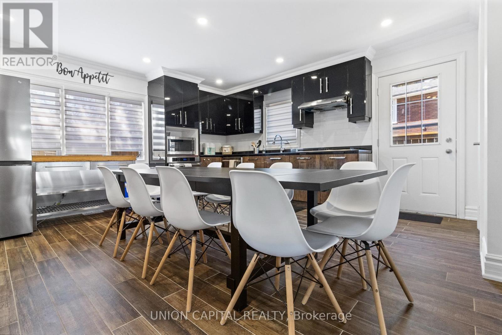 Property at 186 LINCOLN ROAD W image 4