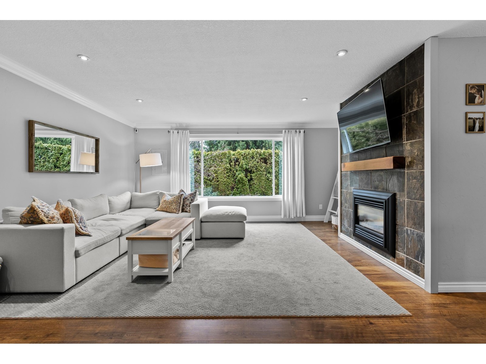 20597 39 Avenue, Langley, British Columbia  V3A 2V7 - Photo 4 - R2971119