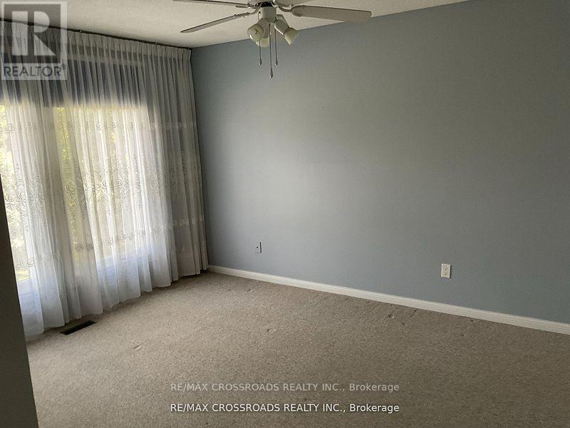 35 Blackforest Drive, Richmond Hill, Ontario  L4E 2N8 - Photo 14 - N12004296