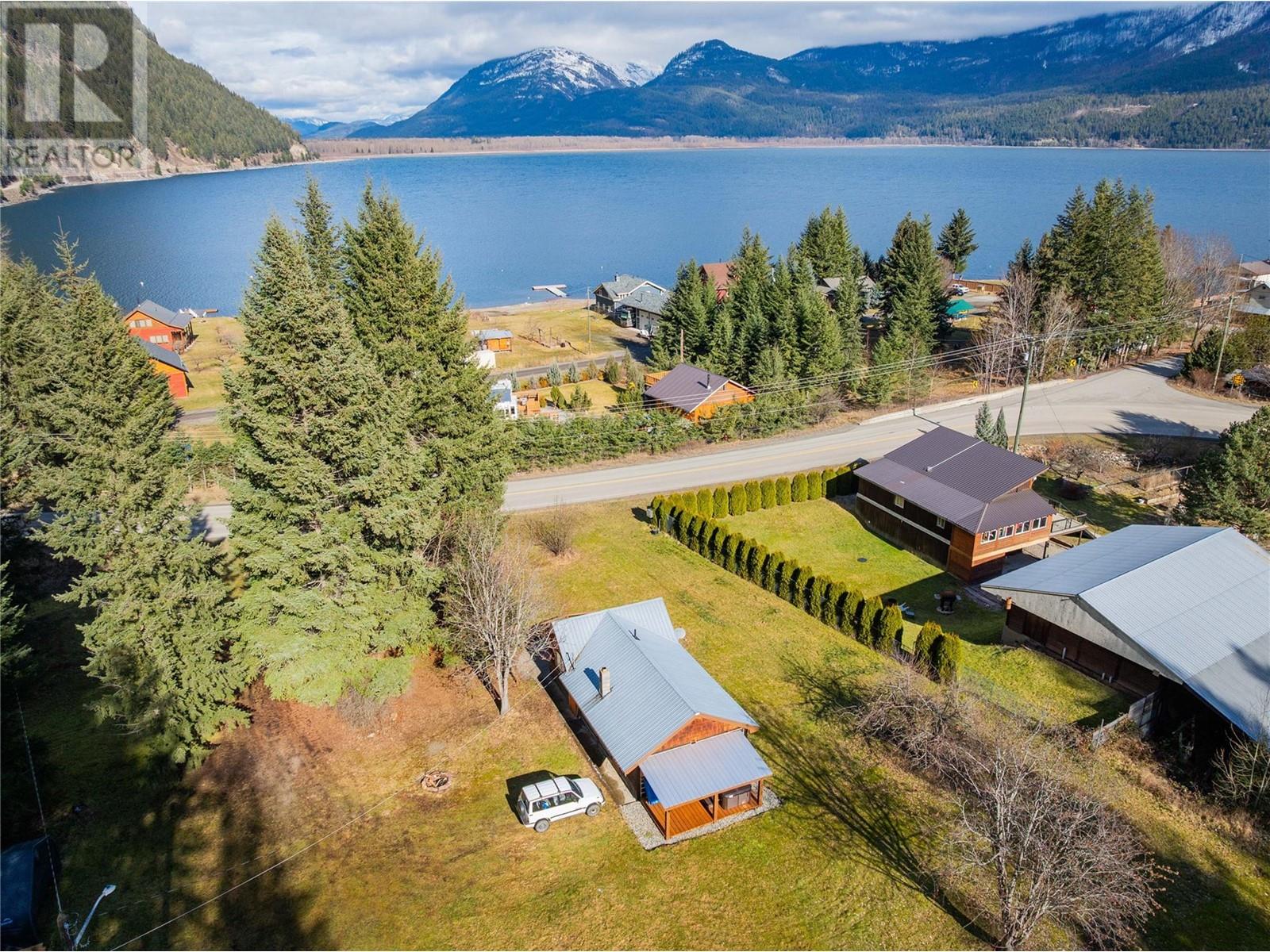 11845 31 Highway, Kaslo, British Columbia