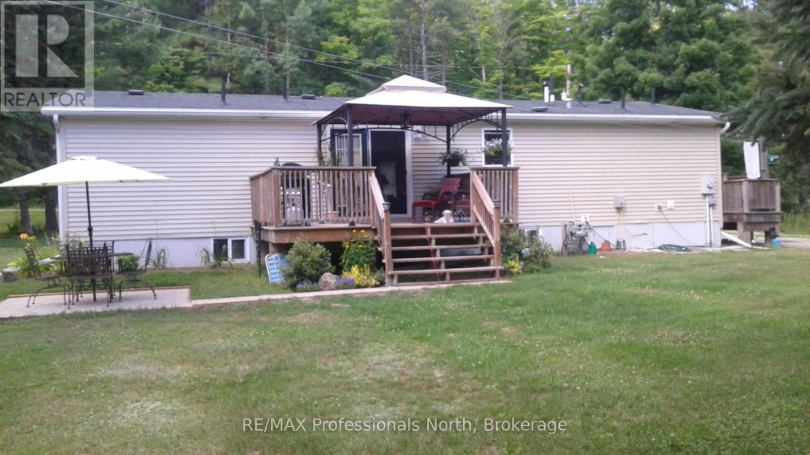 614 Bobcaygeon Road, Minden Hills, Ontario  K0M 2K0 - Photo 38 - X12004261