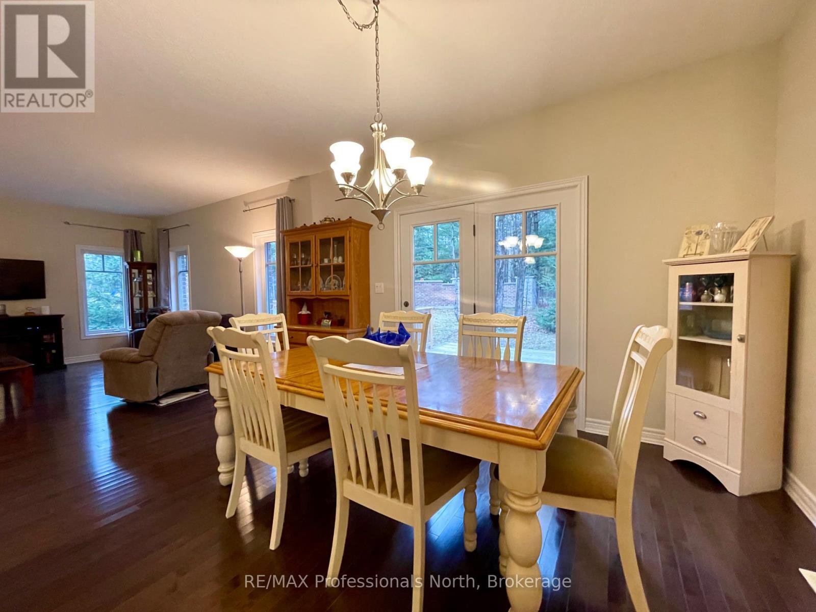 1 Prestwick Drive, Huntsville (Chaffey), Ontario  P1H 0C2 - Photo 15 - X12003601