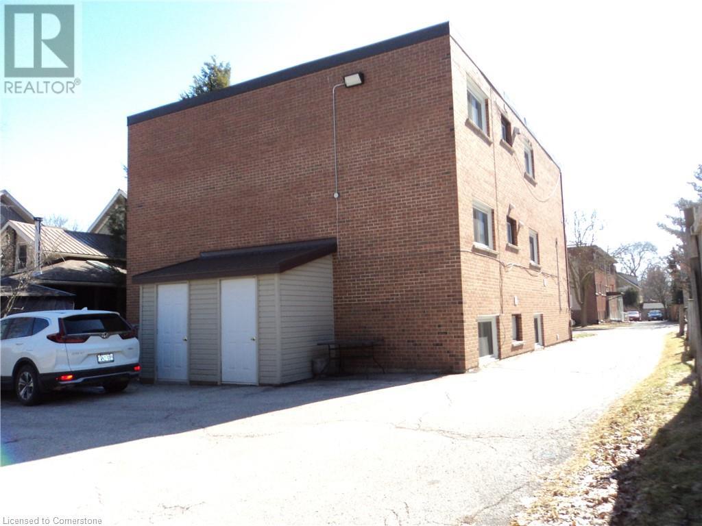44 Memorial Avenue, Elmira, Ontario  N3B 2R6 - Photo 3 - 40700257