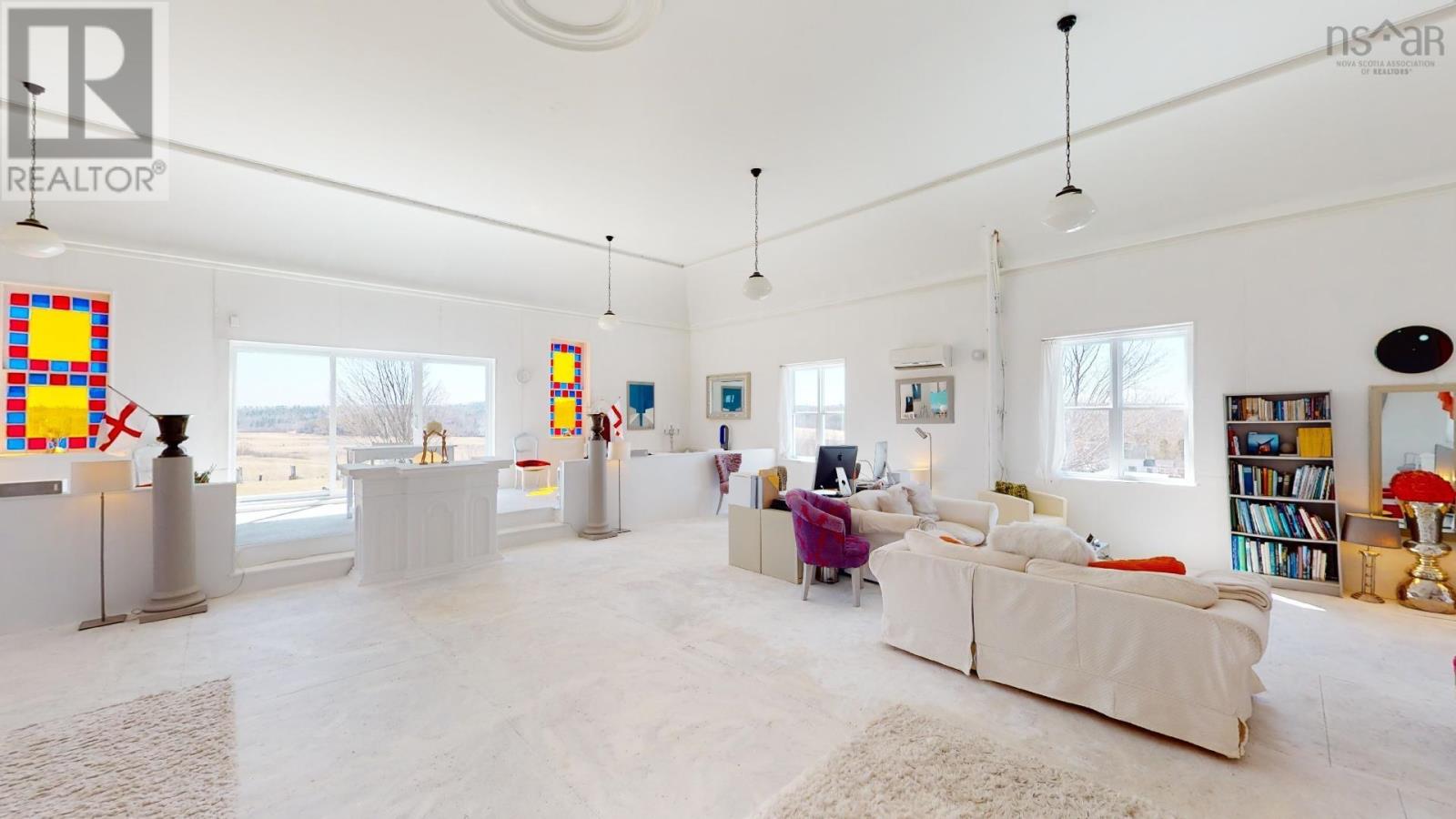 8096 Highway 215 Highway, Selma, Nova Scotia  B0N 1T0 - Photo 13 - 202504295