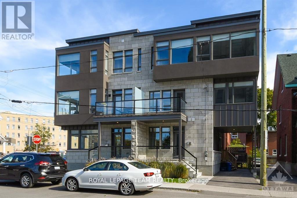 Property at 82 EMPRESS AVENUE image 2