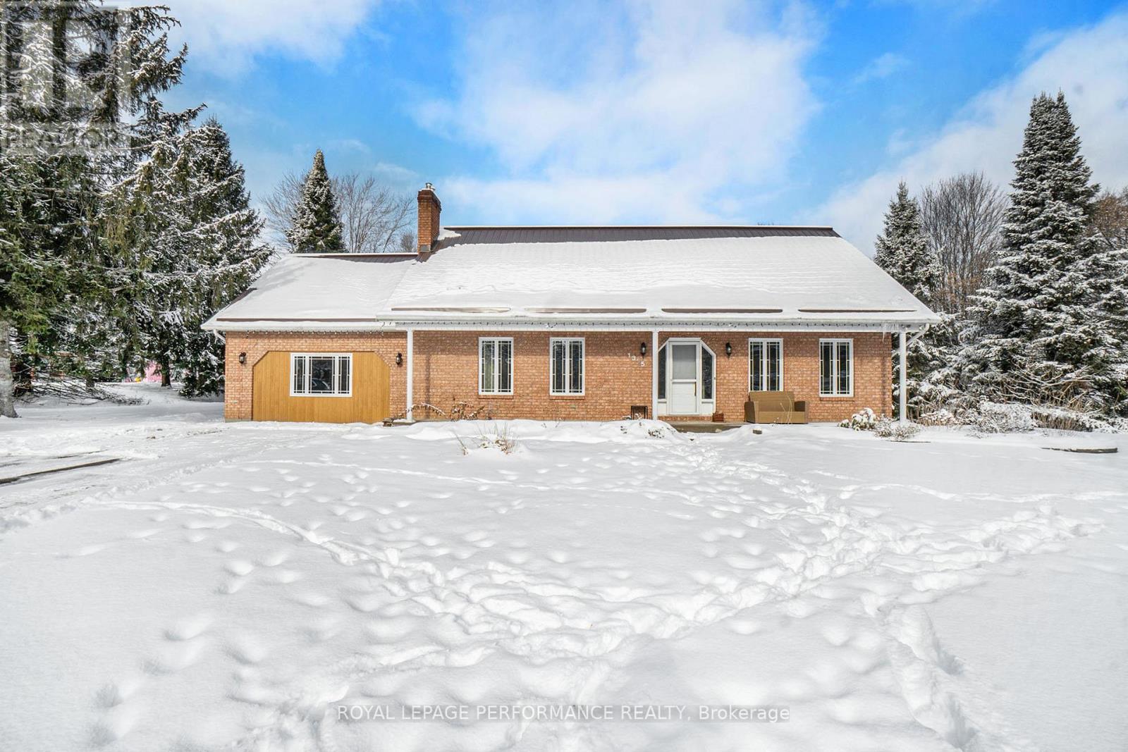 1395 NOTRE-DAME STREET, Russell, Ontario