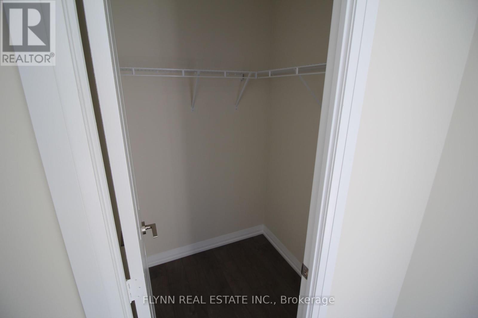 212 - 65 Watergarden Drive, Mississauga, Ontario  L5R 0G8 - Photo 16 - W12004375