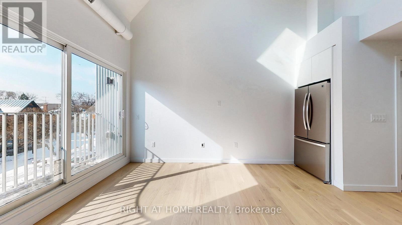 Unit 6 - 3122 Dundas Street W, Toronto (Junction Area), Ontario  M6P 2A1 - Photo 5 - W12004420