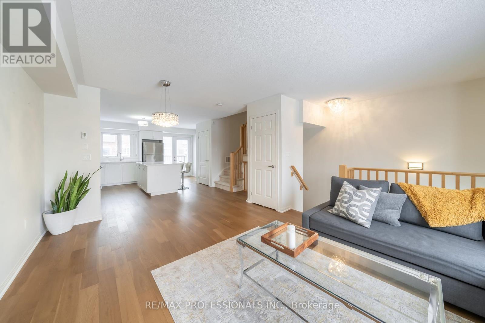 7 - 3135 Boxford Crescent, Mississauga, Ontario  L5M 0P4 - Photo 6 - W12004345