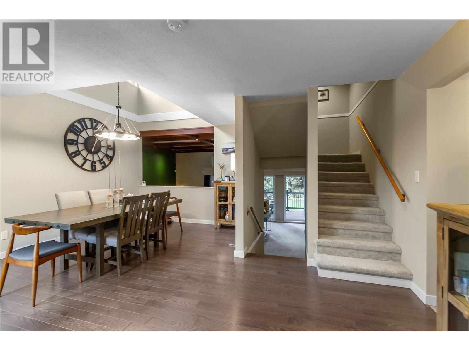 5655 White Pine Lane, North Vancouver, British Columbia  V7R 4S1 - Photo 5 - R2972802