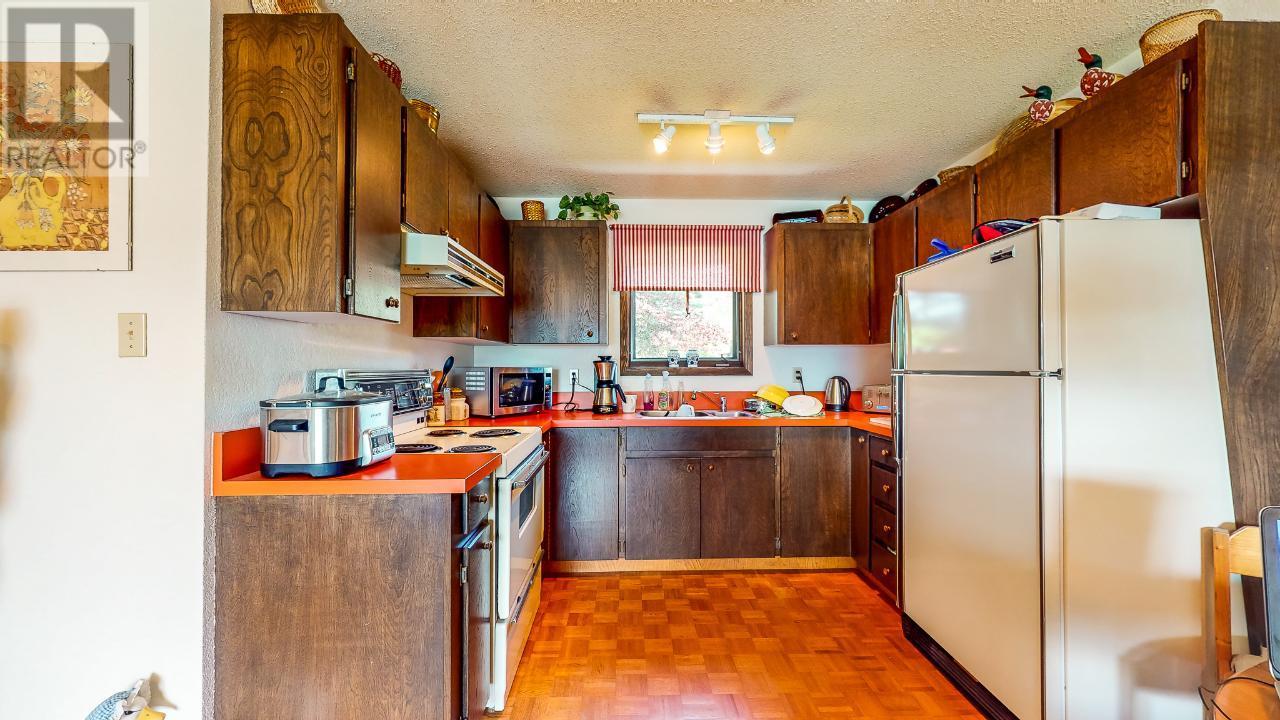 450 Matheson Road, Okanagan Falls, British Columbia  V0H 1R5 - Photo 32 - 10336972