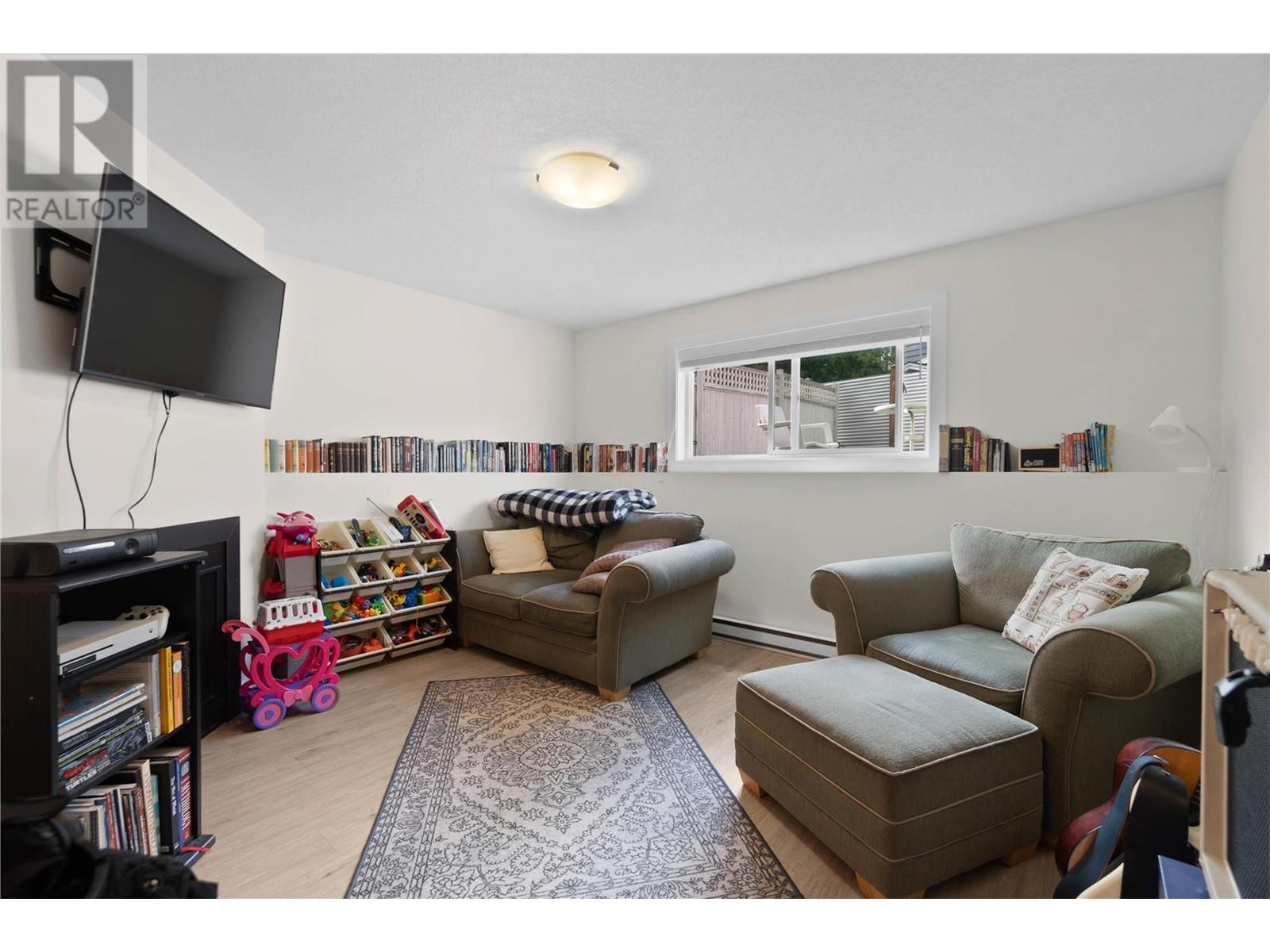 3955 Moore Place, Armstrong, British Columbia  V0E 1B4 - Photo 32 - 10337612