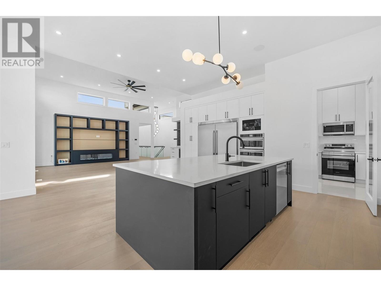 1001 Melrose Street, Kelowna, British Columbia  V1P 0A8 - Photo 12 - 10337808