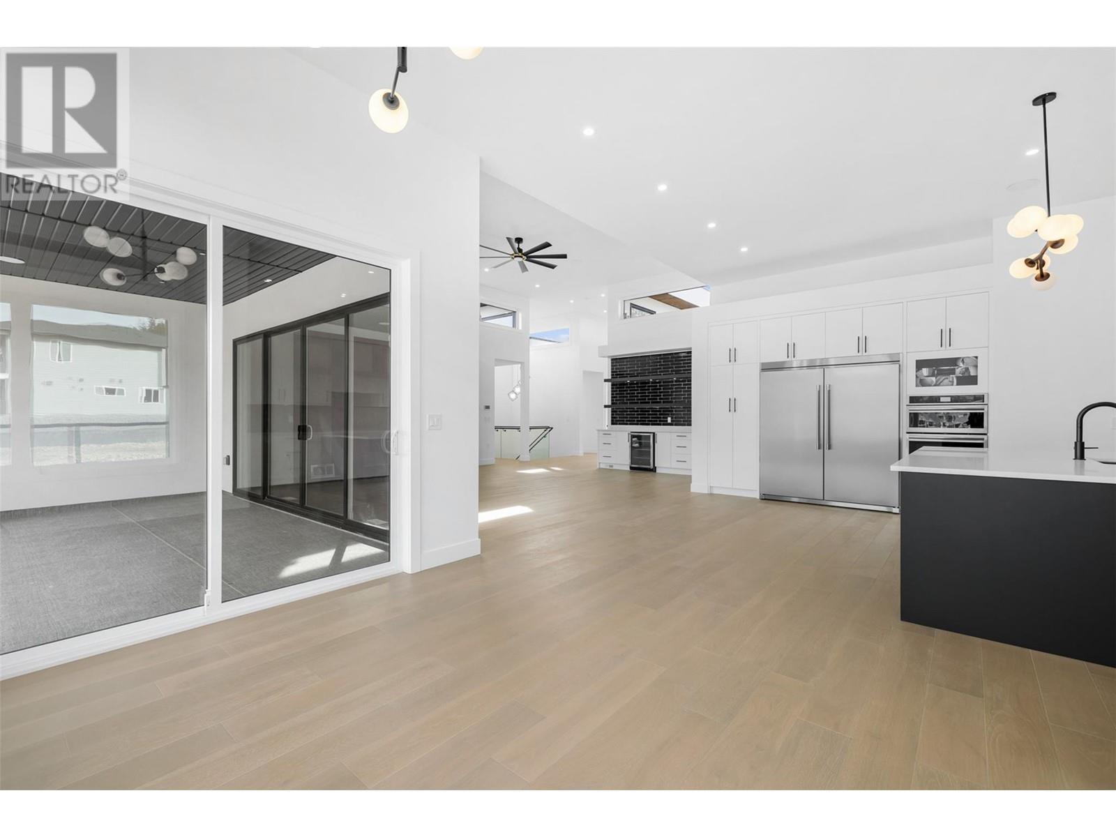 1001 Melrose Street, Kelowna, British Columbia  V1P 0A8 - Photo 15 - 10337808