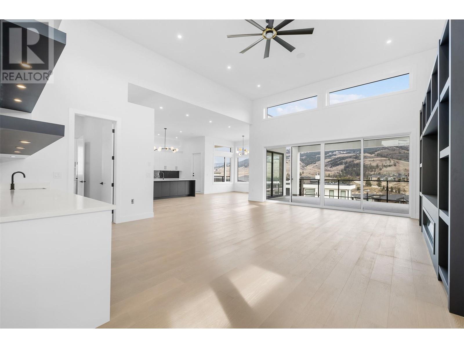 1001 Melrose Street, Kelowna, British Columbia  V1P 0A8 - Photo 4 - 10337808