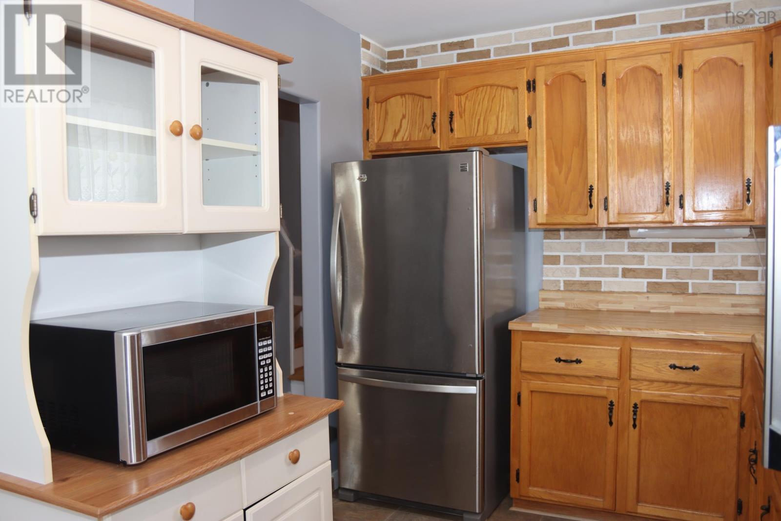 1472 Elizabeth Avenue, Kingston, Nova Scotia  B0P 1R0 - Photo 12 - 202504302