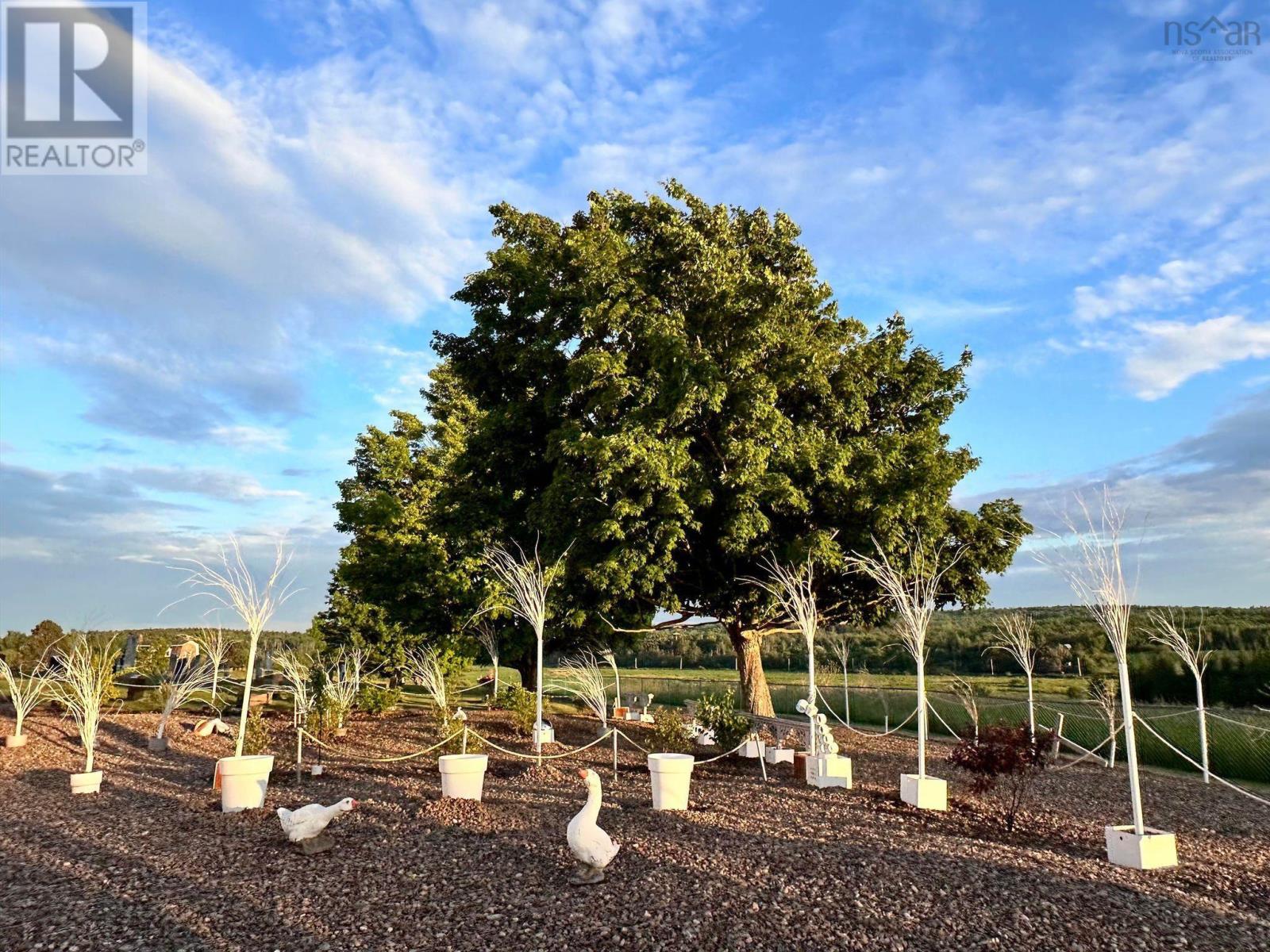 8096 Highway 215 Highway, Selma, Nova Scotia  B0N 1T0 - Photo 36 - 202504303