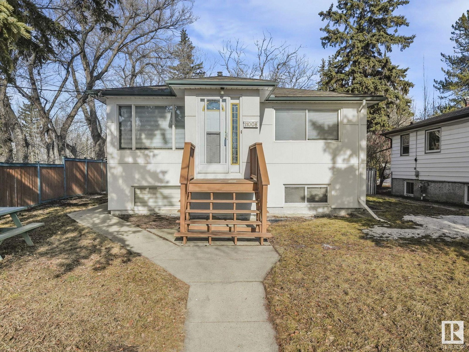 Property at 11008 60 AV NW image 1