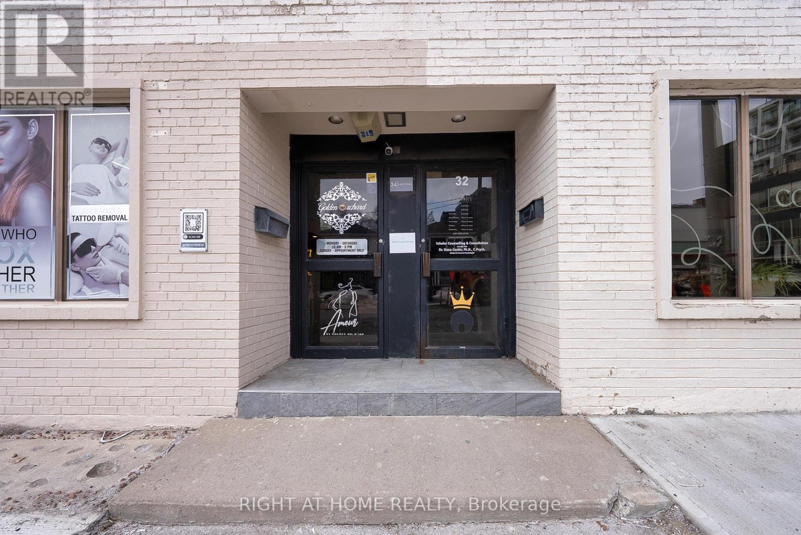 Property at 34 BERWICK AVENUE image 5
