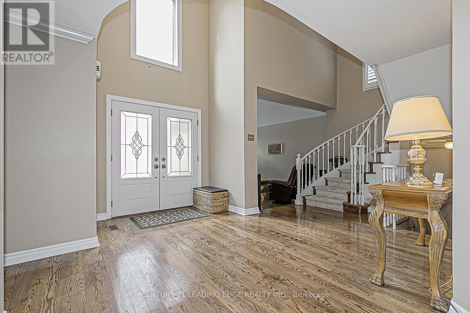 Property at 30 WIGSTON COURT image 2