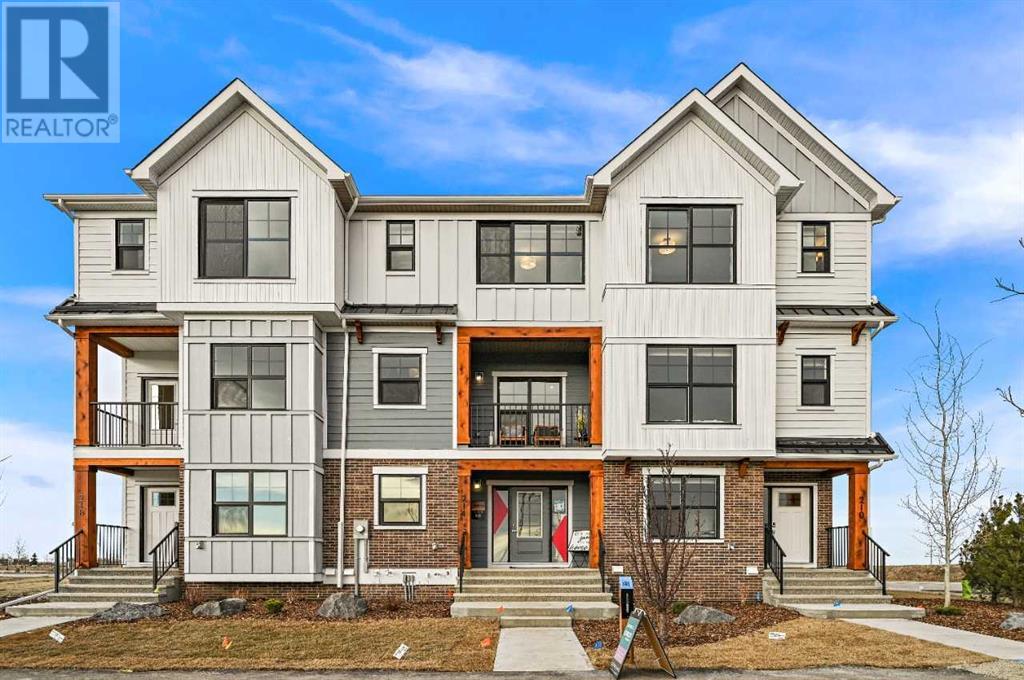 Property at 870 Alpine Avenue SW image 1