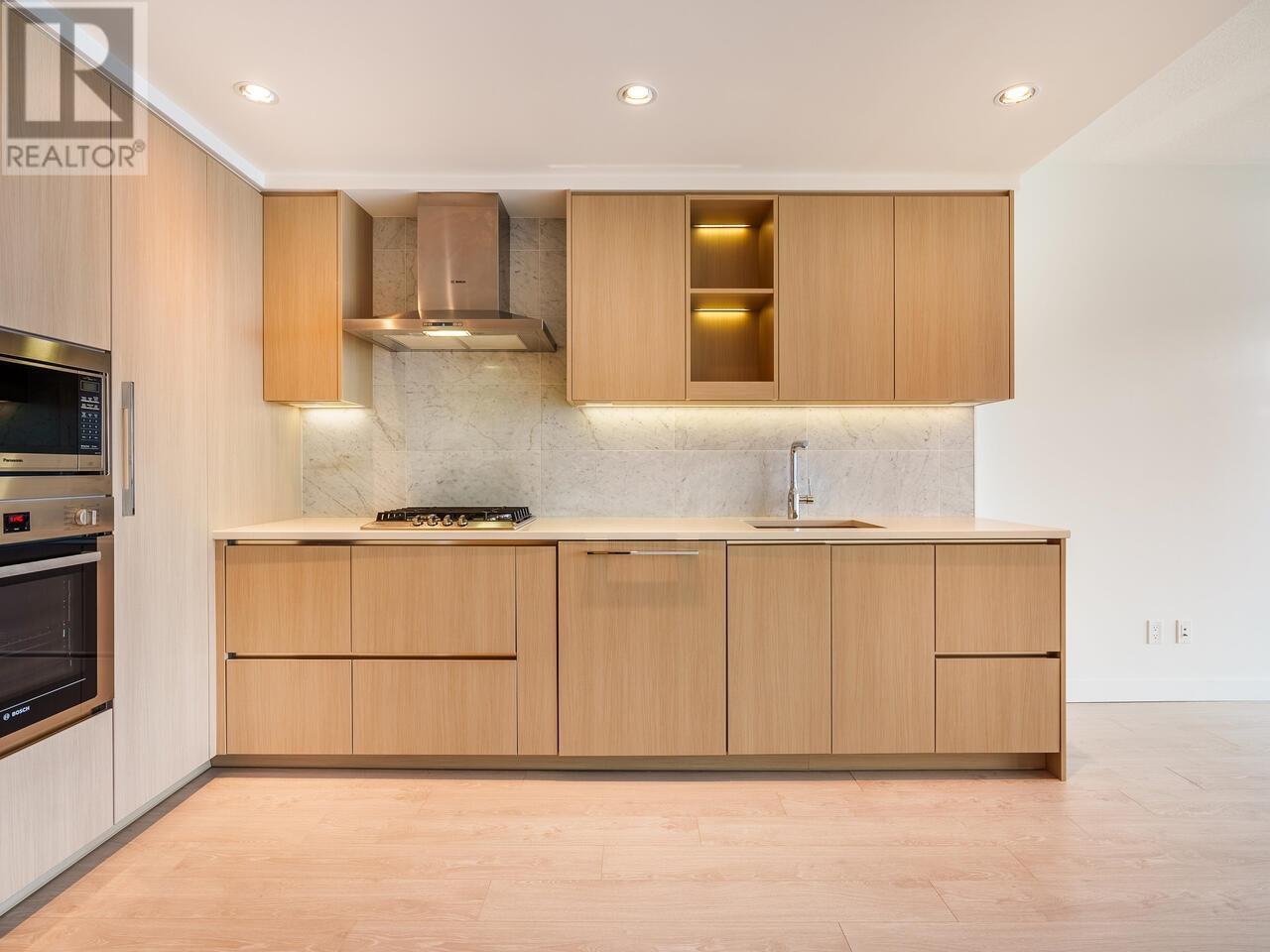 Listing Picture 9 of 29 : 2510 4720 LOUGHEED HIGHWAY, Burnaby / 本拿比 - 魯藝地產 Yvonne Lu Group - MLS Medallion Club Member
