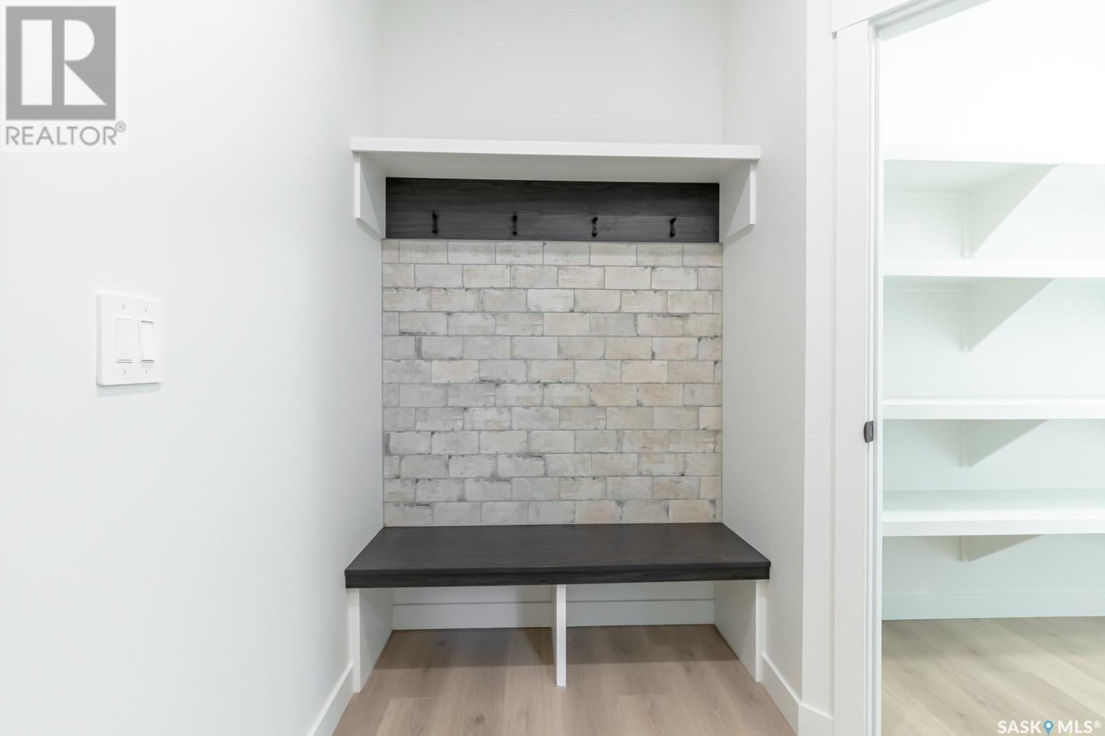 Property at 507 Doran CRESCENT image 5