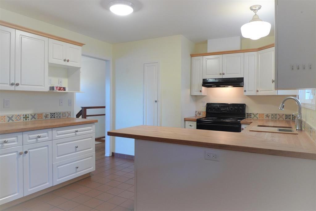 2124 Topaz Street, Abbotsford, British Columbia  V2T 3W6 - Photo 2 - R2972671