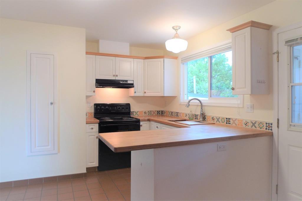 2124 Topaz Street, Abbotsford, British Columbia  V2T 3W6 - Photo 3 - R2972671