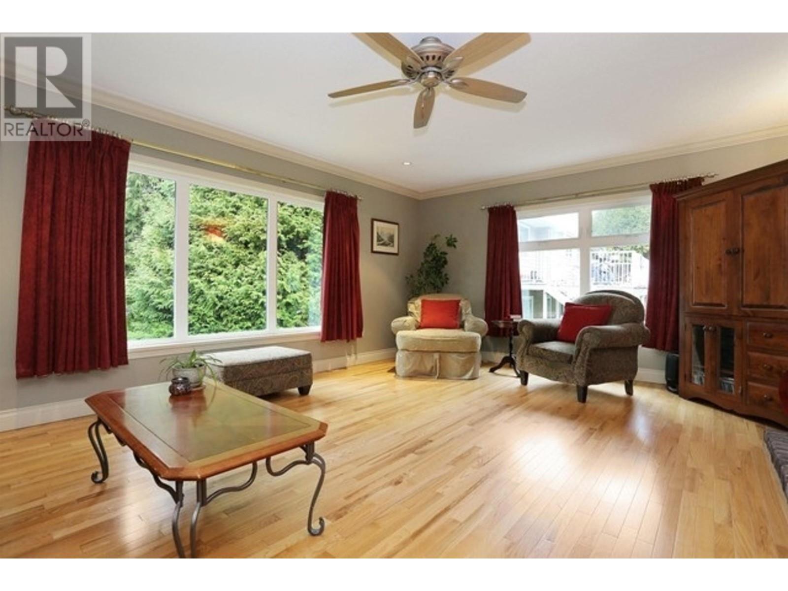 5214 12 AVENUE, delta, British Columbia