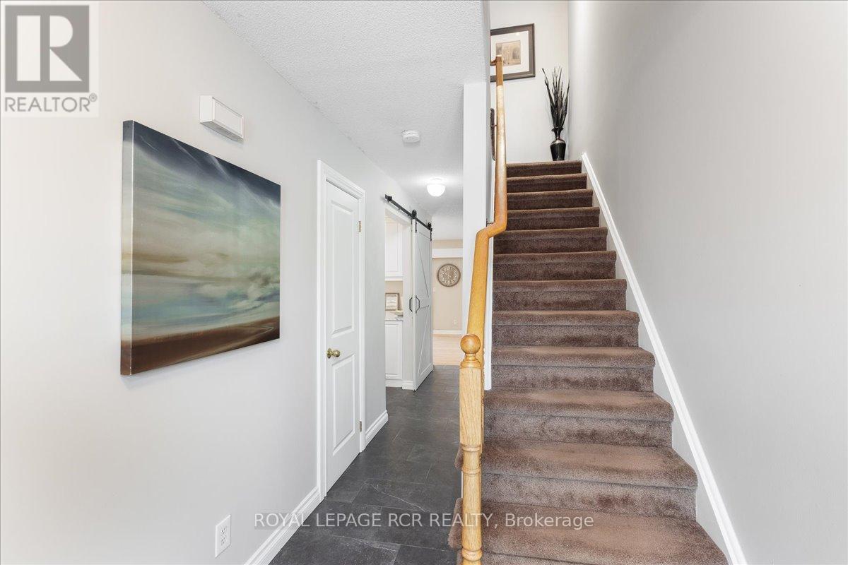 Property at 315 CROWDER BOULEVARD image 4