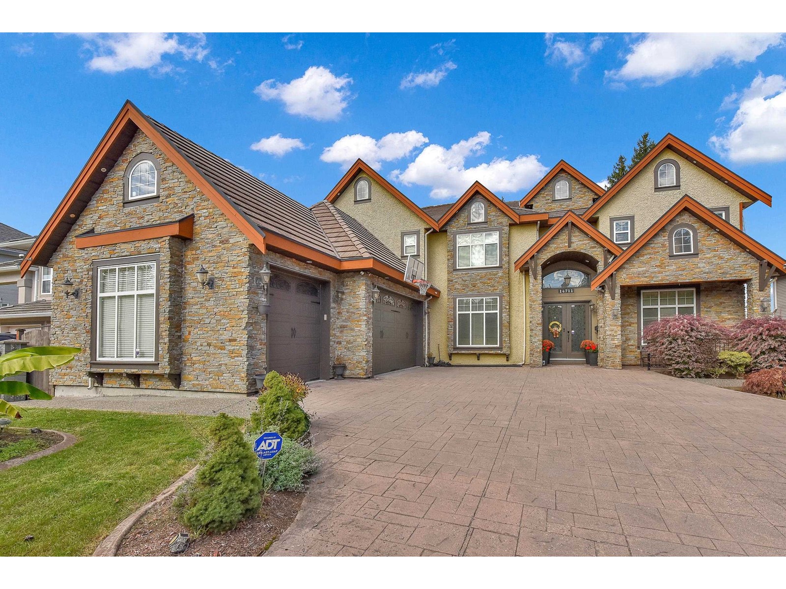Property at 14711 76 AVENUE image 1