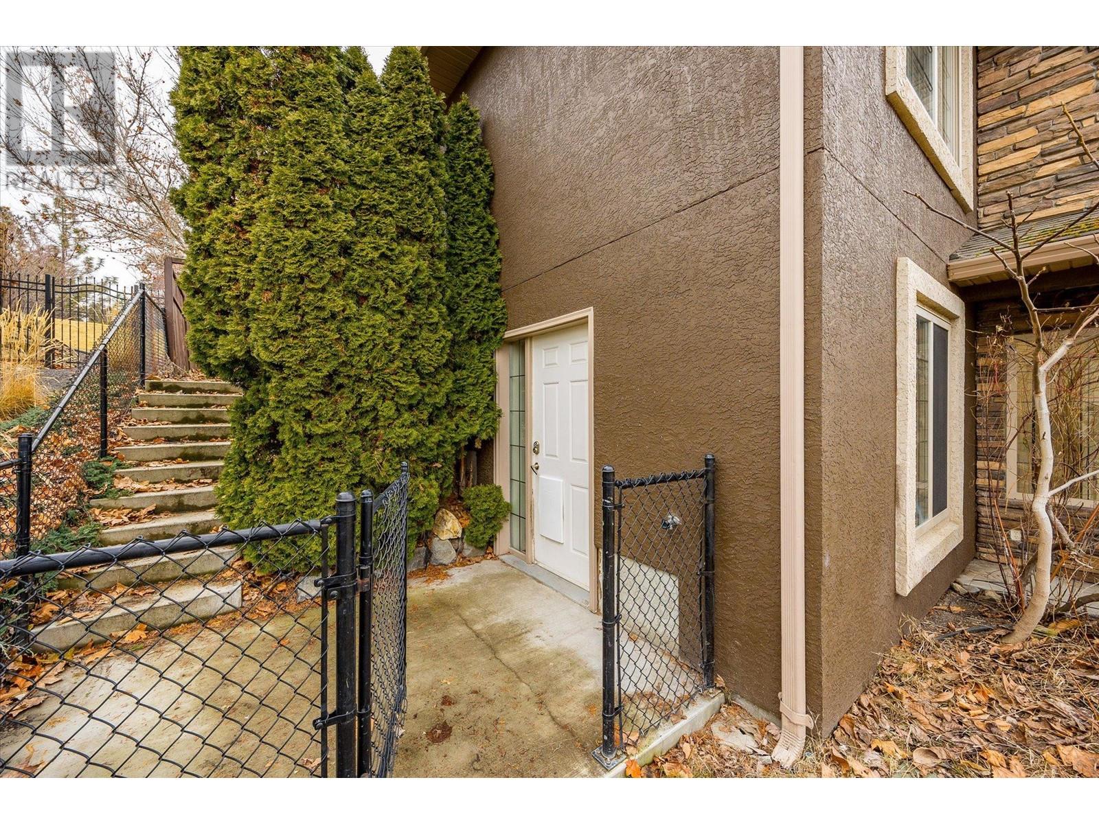 2524 Selkirk Drive, Kelowna, British Columbia  V1V 2V6 - Photo 40 - 10337289