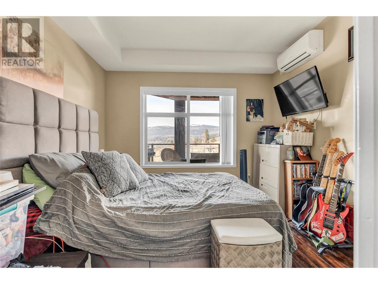 Property at 3205 Skyview Lane Unit# 202 image 2