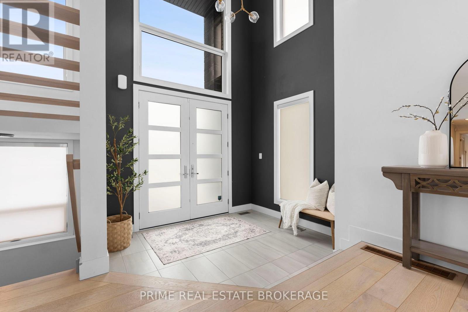 Property at 2211 WATEROAK DRIVE image 3