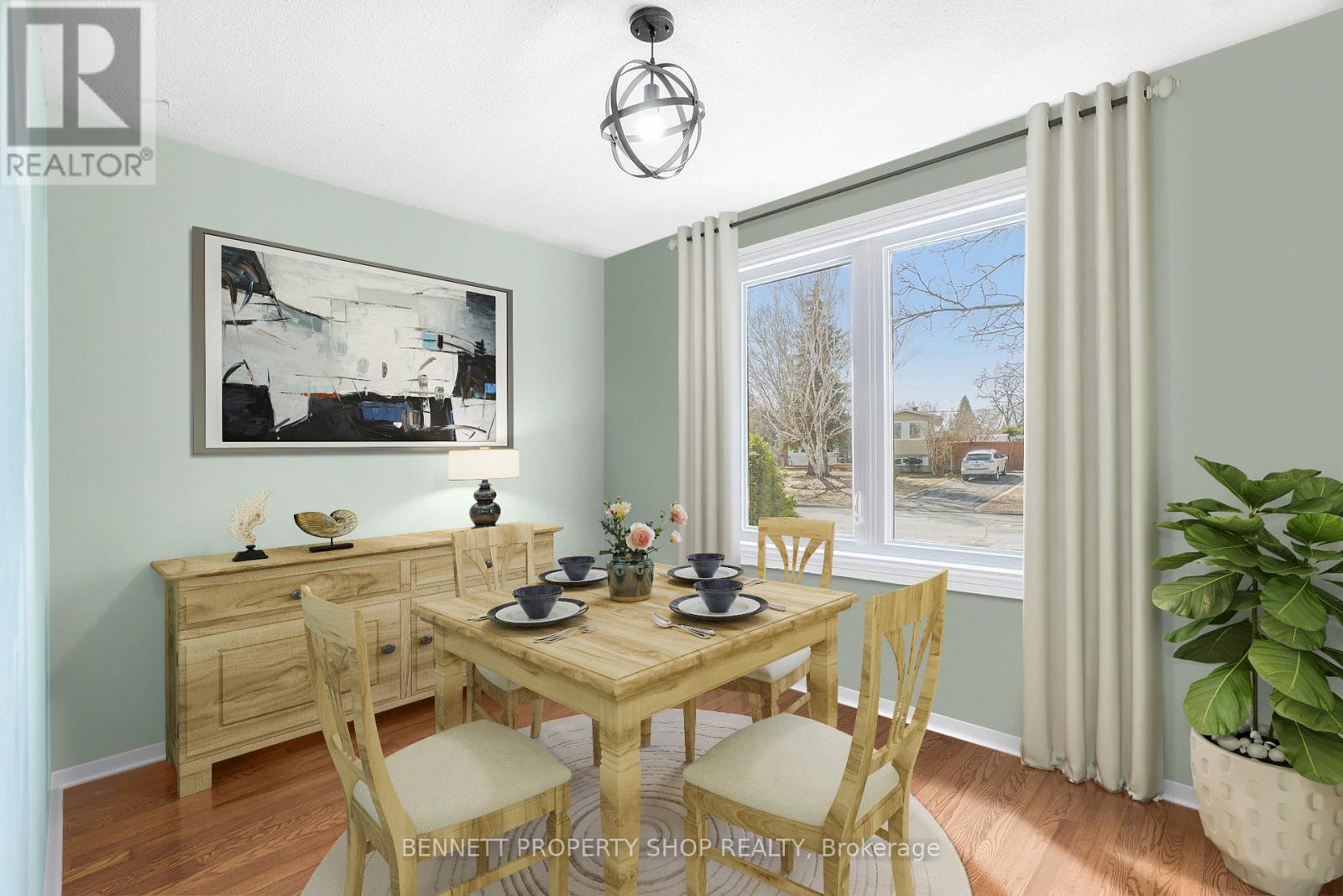428 Hatfield Crescent, Ottawa, Ontario  K1E 1M8 - Photo 4 - X12004672