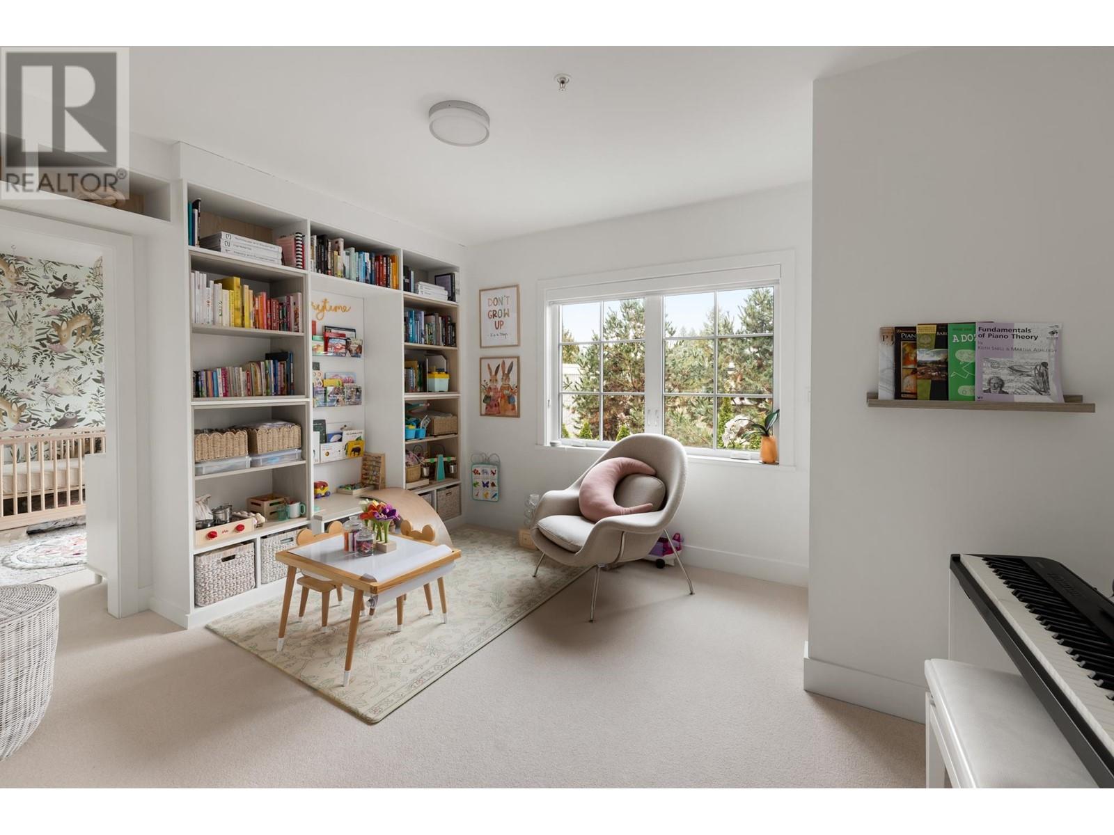 15 1133 Ridgewood Drive, North Vancouver, British Columbia  V7R 0A5 - Photo 19 - R2974458