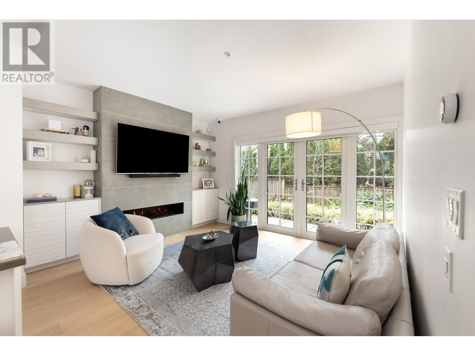 15 1133 Ridgewood Drive, North Vancouver, British Columbia  V7R 0A5 - Photo 9 - R2974458