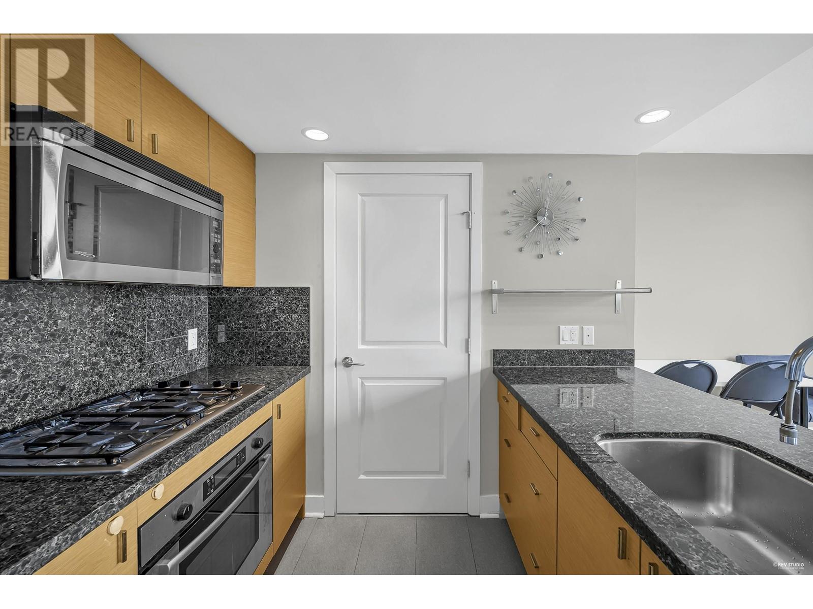 1802 9188 Cook Road, Richmond, British Columbia  V6Y 4M1 - Photo 11 - R2974509