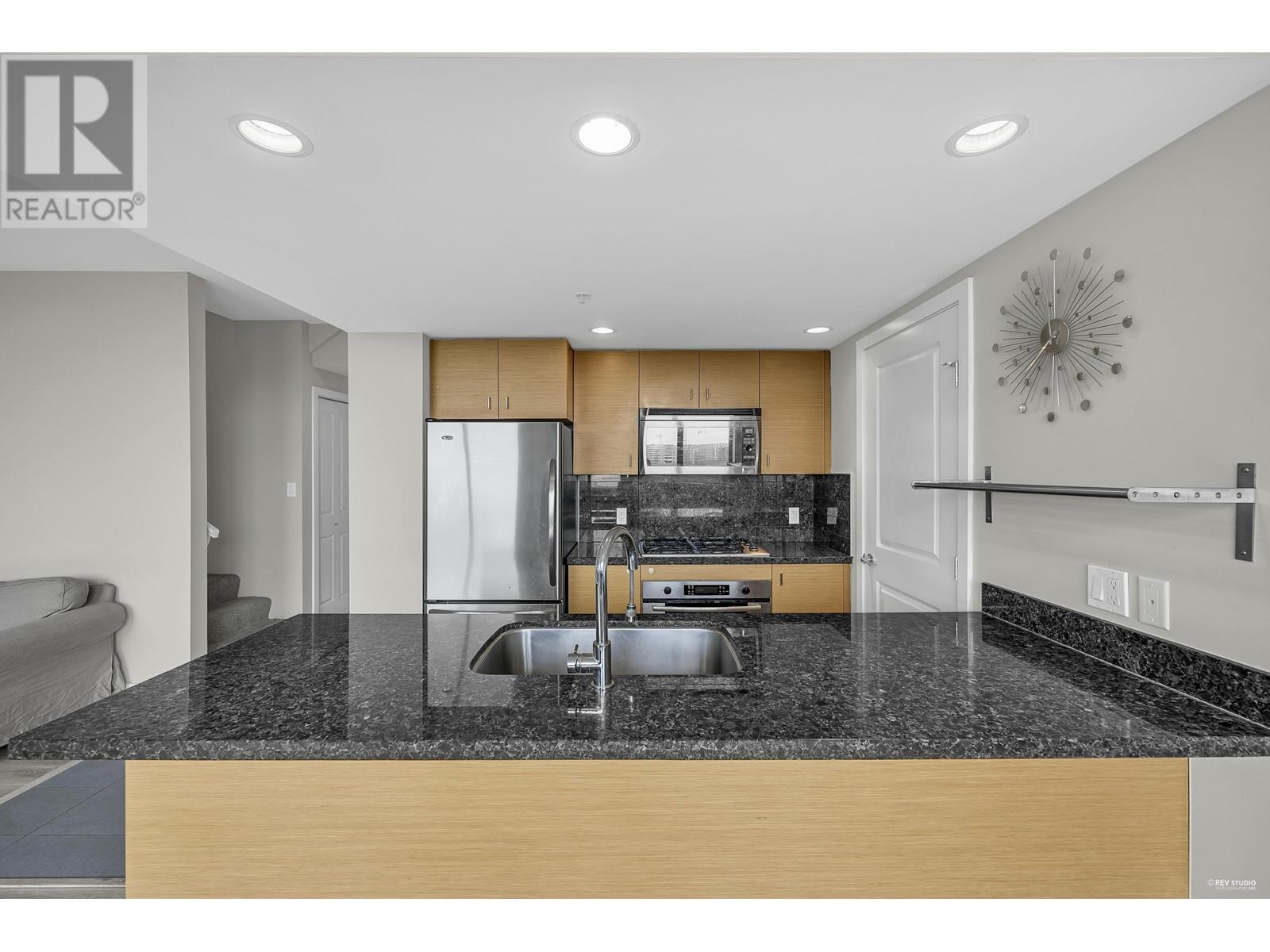 1802 9188 Cook Road, Richmond, British Columbia  V6Y 4M1 - Photo 12 - R2974509