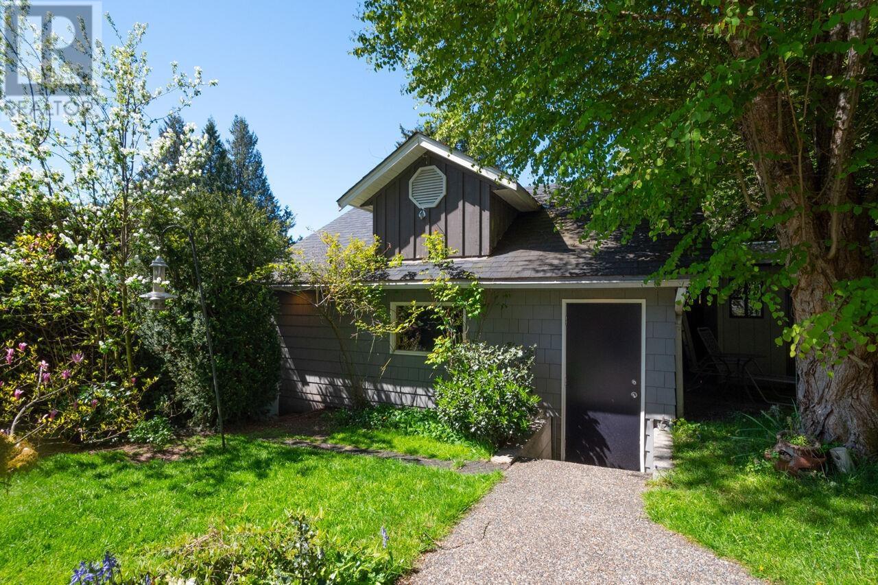 1461 27th Street, West Vancouver, British Columbia  V7V 4K8 - Photo 31 - R2974482