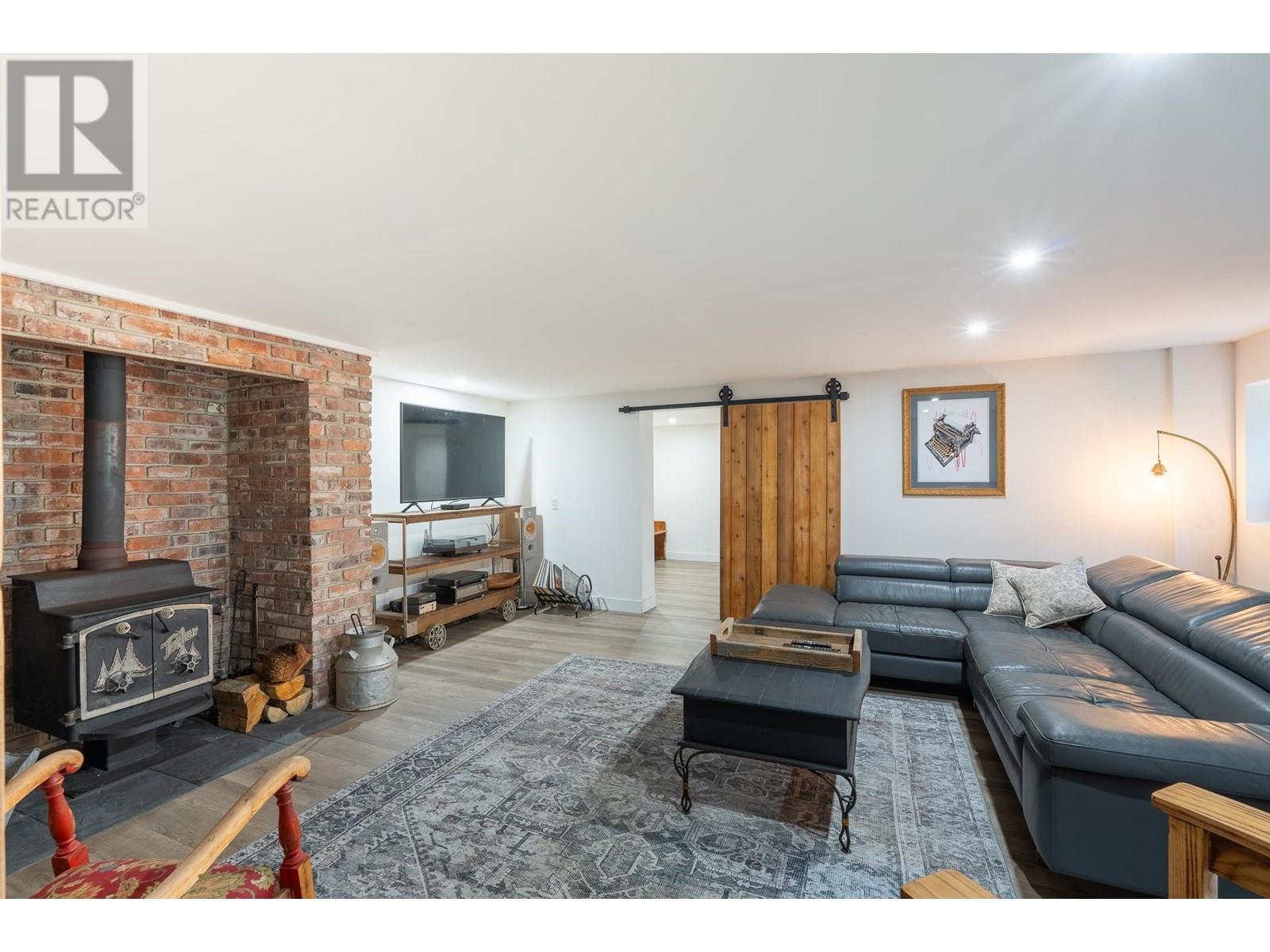 943/937 Stewart Road, Gibsons, British Columbia  V0N 1V7 - Photo 15 - R2974502