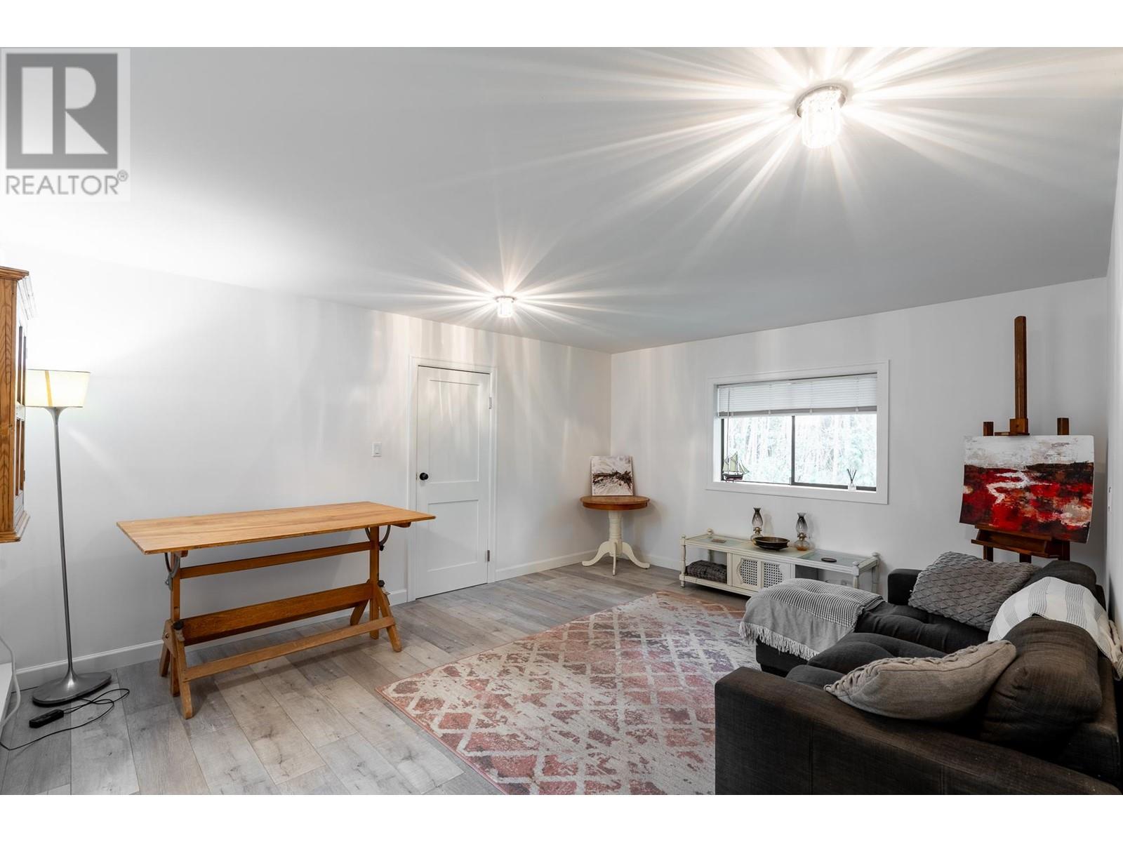 943/937 Stewart Road, Gibsons, British Columbia  V0N 1V7 - Photo 26 - R2974502