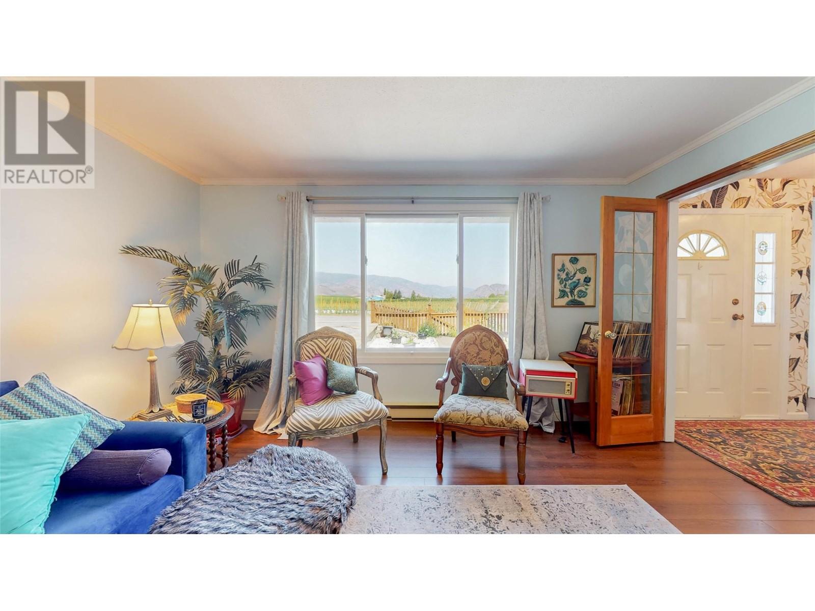 Property at 8901 92ND Avenue image 3