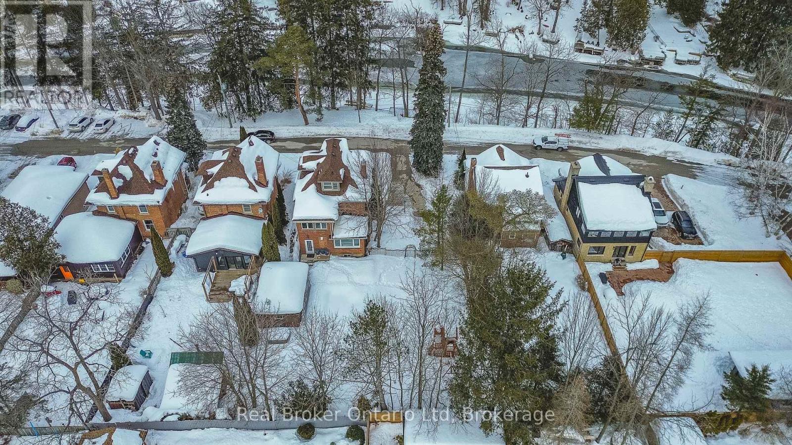 233 4th A Street E, Owen Sound, Ontario  N4K 1A7 - Photo 3 - X11994862