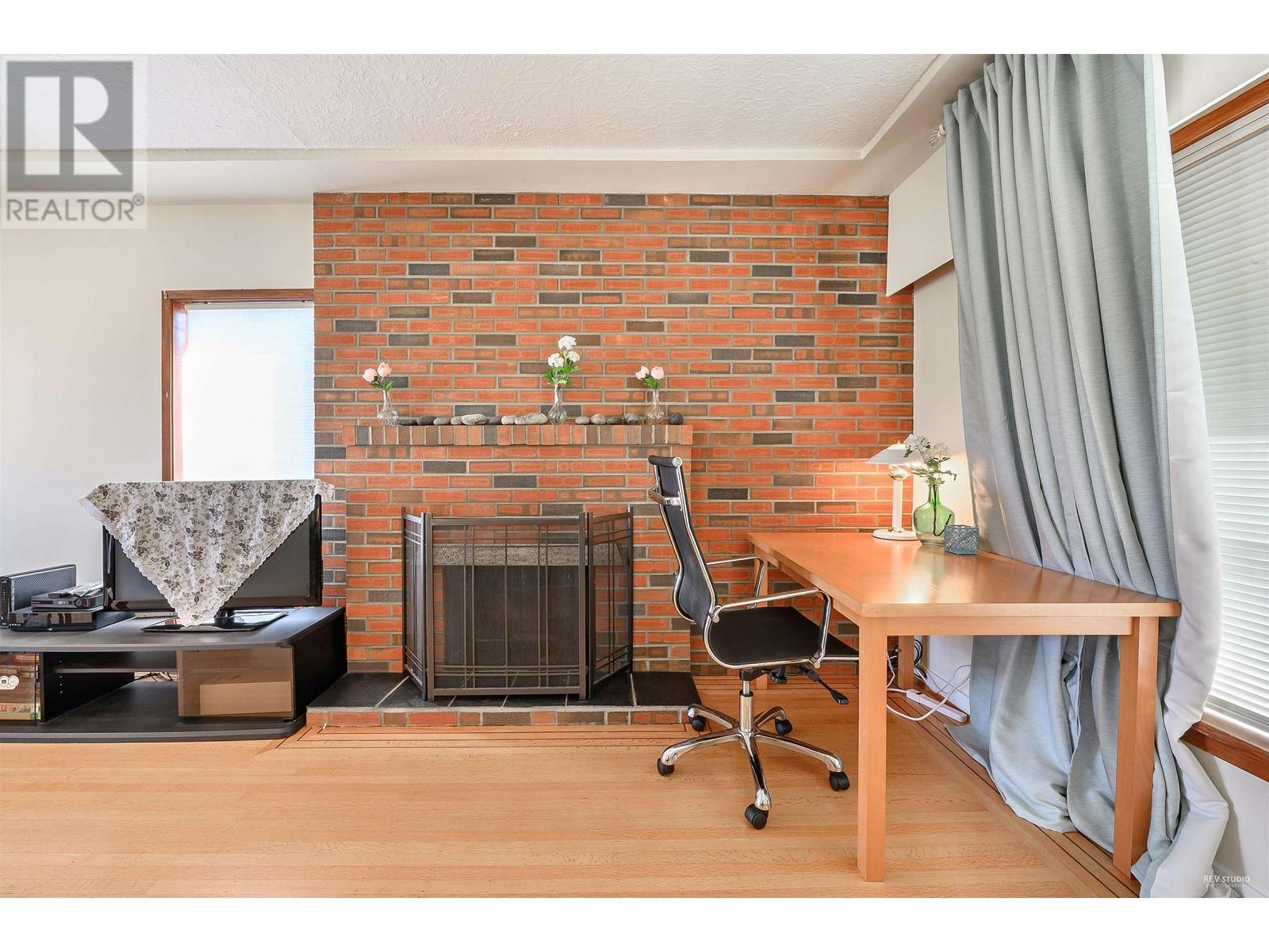 7766 Cariboo Road, Burnaby, British Columbia  V3N 4B5 - Photo 21 - R2974115